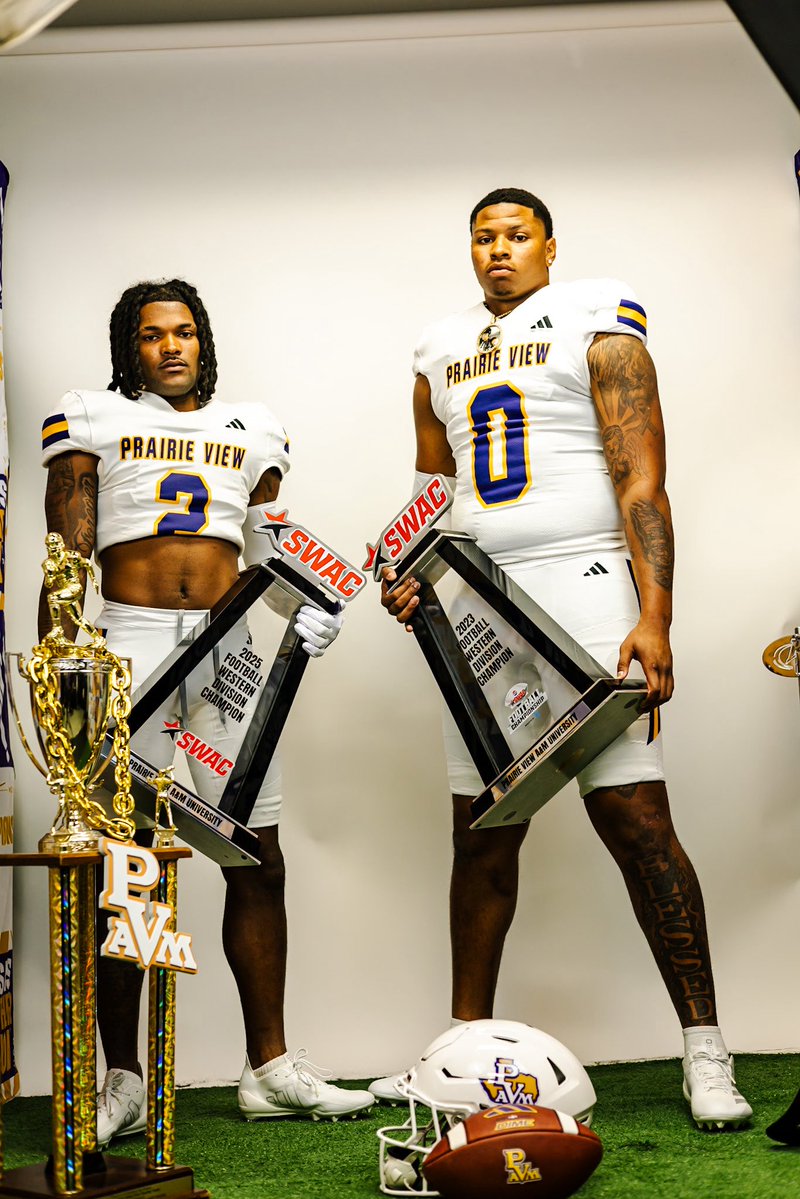 ozthegreat0's tweet image. How we feeling ? 🟣🟡 #pv #youknow #committed