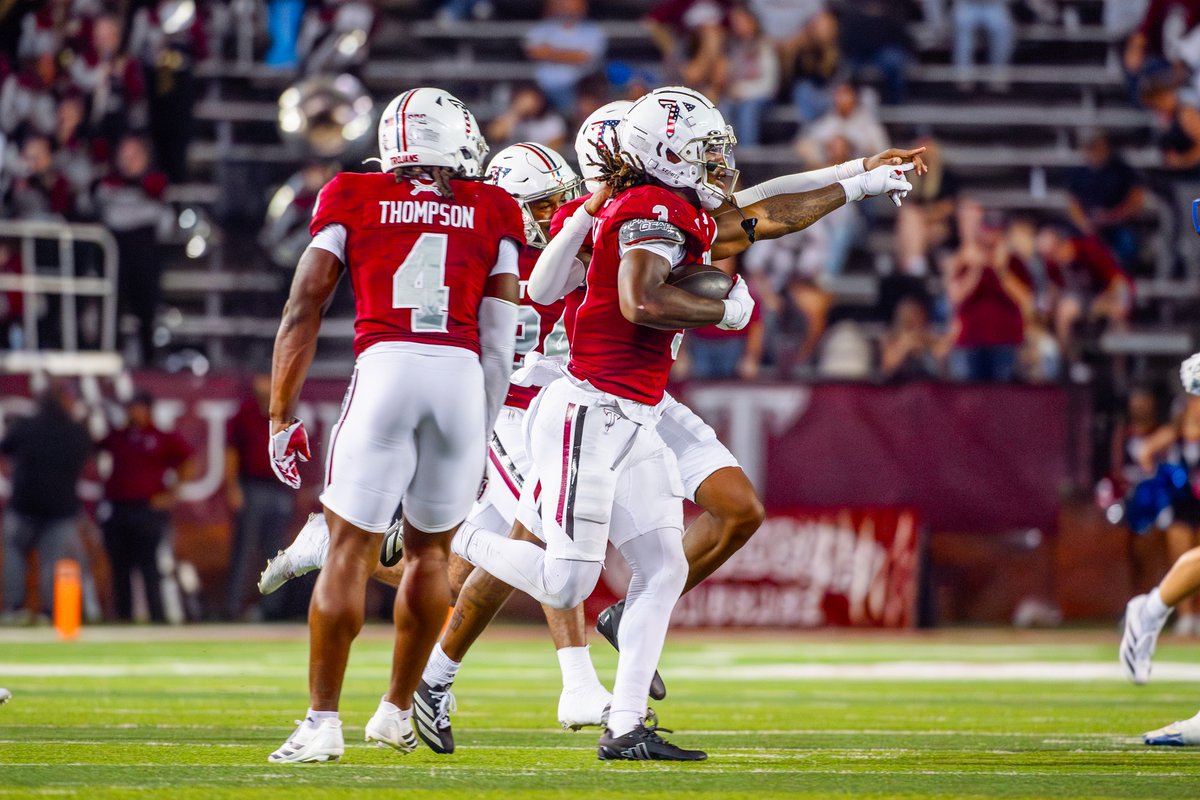 IT'S NOTHING LIKE THAT TROY FEELING!

@troytrojansfootball

#TroyReport I #BattleReady | #OneTROY ⚔️🏈