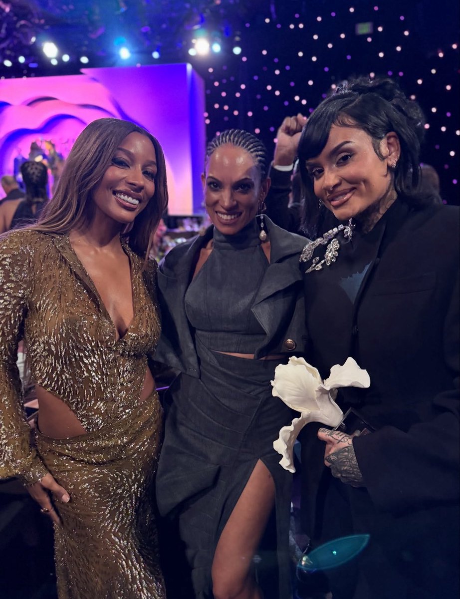 Victoria Monet, Goapele and Kehlani at the Give Her FlowHERS Gala presented by Femme It Forward 💐