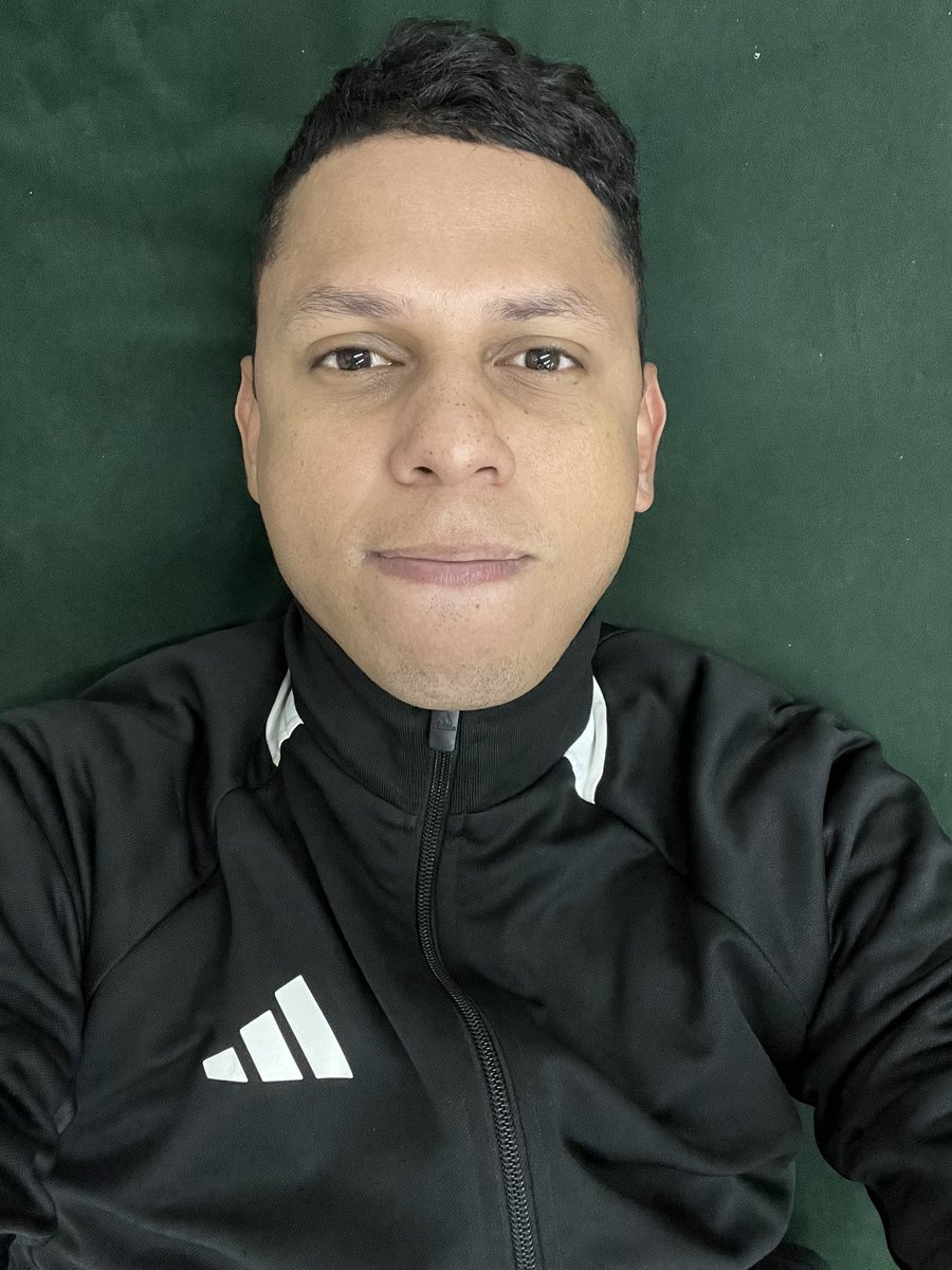 Carlos Eduardo Tabi 🟧 (@carlitous_) on Twitter photo 