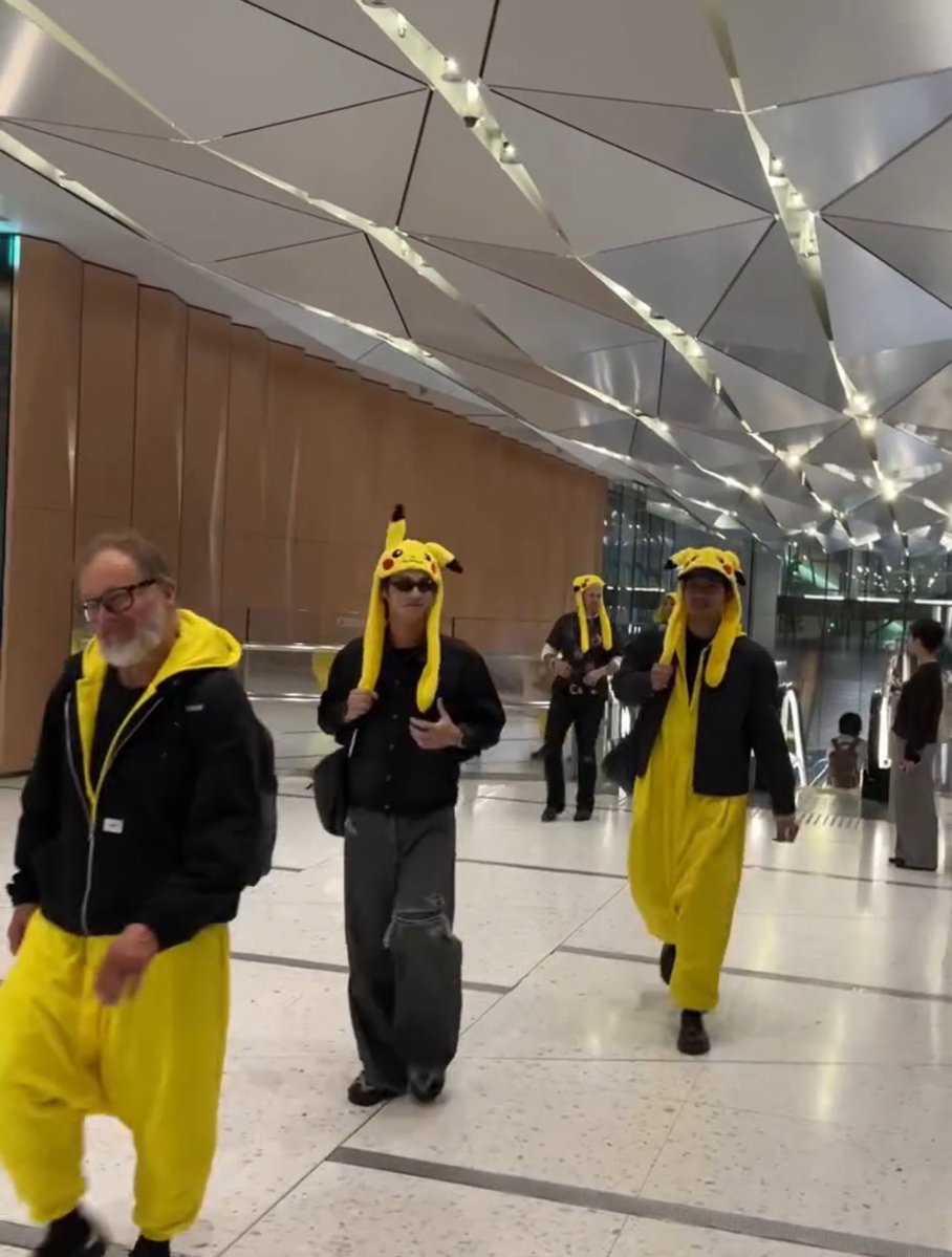 mimay_sritong's tweet image. เฮ้ยยย ทำไมน่ารักกกกก 😻
ปิกาจูที่น่ารักที่สุดในโลกอยู่ตรงนี้!!! 
#bbrightvc @bbrightvc