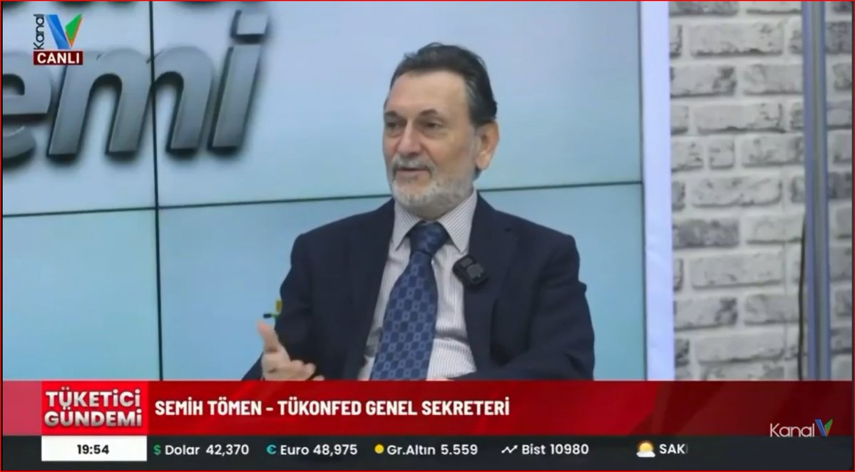 Semih Tömen / Kanal V / Tüketici Gündemi / 20 Kasım 2025 /  Gıda Zehirlenmeleri neden yaşanıyor?
TÜKONFED Genel Sekreteri Semih TÖMEN, <a href="/AntalyaKanalV/">Kanal V | Antalya Haber | Canlı Yayın</a> ''Gıda zehirlenmeleri neden yaşanıyor?' konusunu değerlendirdi. 
youtube.com/watch?v=KSGk0r…
<a href="/aydinagaoglu/">Aydın Ağaoğlu (DM KAPALI)</a> <a href="/avibrahimgullu/">Av. İbrahim Güllü</a> #tüketici