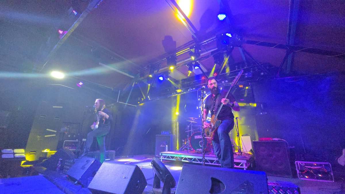 JessesDivide's tweet image. Thank you BUFF FEST! Great night, great bands. Thank you to Blackwater, Bang Bang Firecracker, Red Spektor and Collapser for proving that hard rock and metal are alive and well in Stoke, and of course to Buff for being the inspiration he always is :)