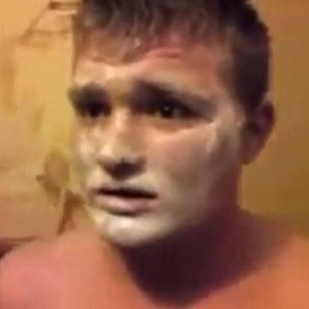 Crustyano tweet media