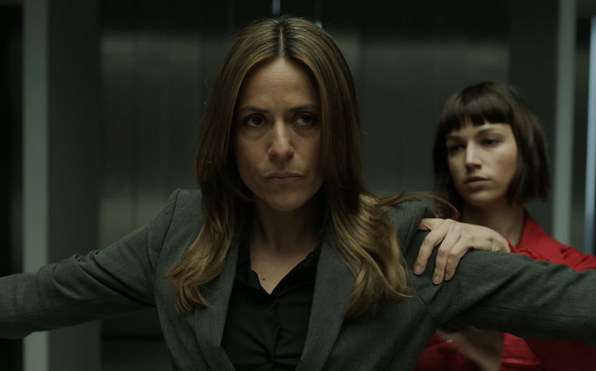 Morning_Lola's tweet image. •˚₊‧⋆.“Proof of life”•˚₊‧⋆.  canon-divergent fic for #SerquelWeek2025 now complete

🖊️Ch 3 &amp;amp; 4  ~7k words of 13k total

🏦Time for the Professor to learn exactly what happens when you fw Raquel Murillo.

For Tropes, Relationship study &amp;amp; Heat themes. Link below 👇