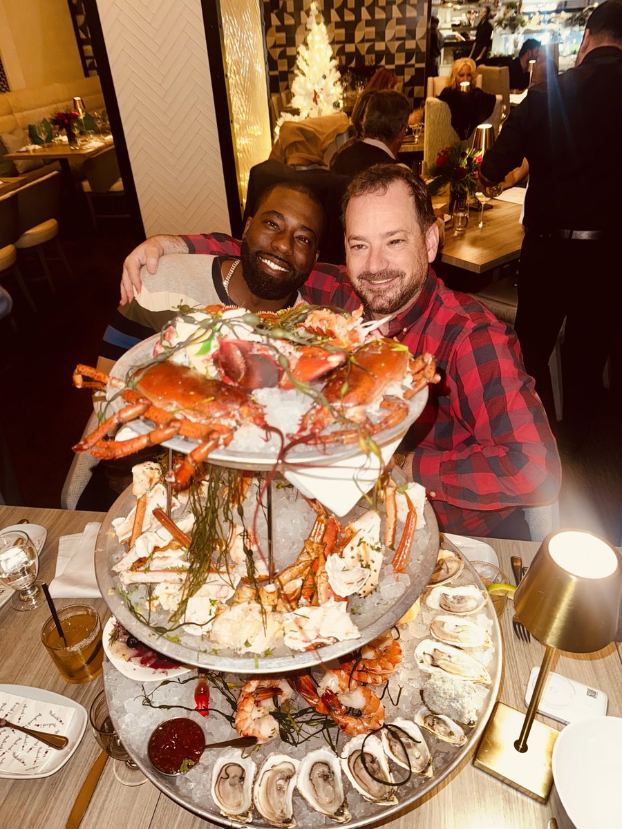 Dinner with our 53rd annual Fall Conference ⁦<a href="/ClaOntario/">Criminal Lawyers’ Association</a>⁩ Keynote speaker Brian Banks. Inspirational man that has overcome injustice and persevered. Amazing speaker.