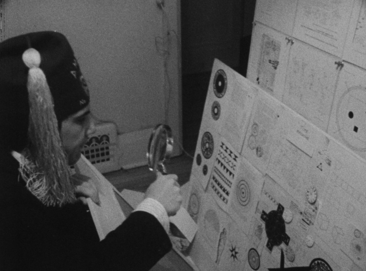 blackzerodisc's tweet photo. Our third release was Strange Codes (1975) by Arthur Lipsett - Lipsett's most obscure film, his only independent film, a performance in which the artist plays multiple strange archetypes navigating a house full of absurd collages. Available now, in a limited edition! https://t.co/mrC7V2o2nS