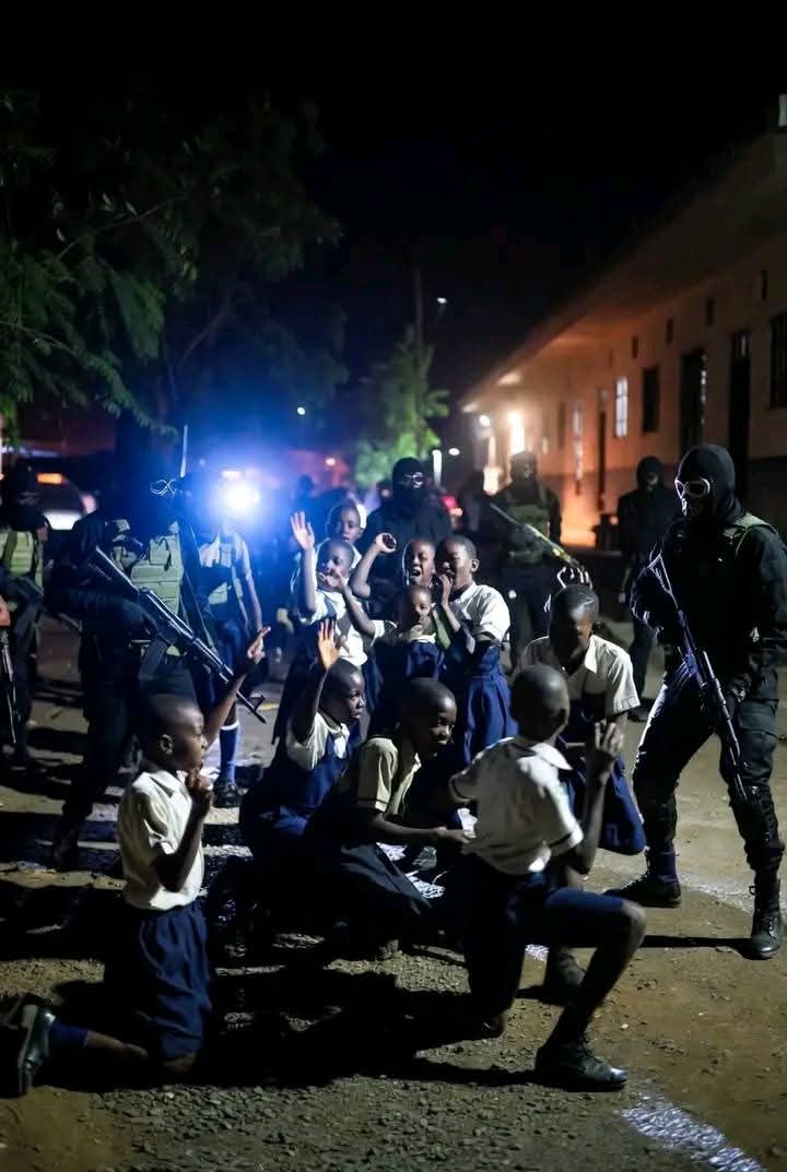nigeloca's tweet photo. @VaticanNews Another photo of the innocent children kidnapped by Islamic extremists https://t.co/h6sb2rUYtu