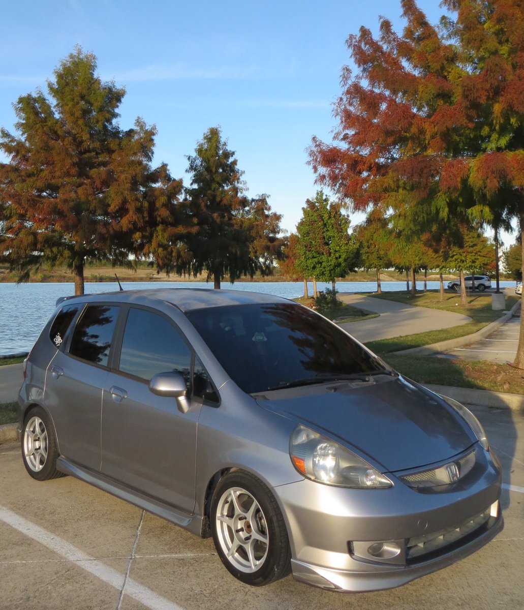 looking at these pics made me realize i need to go lower 👁️👄👁️