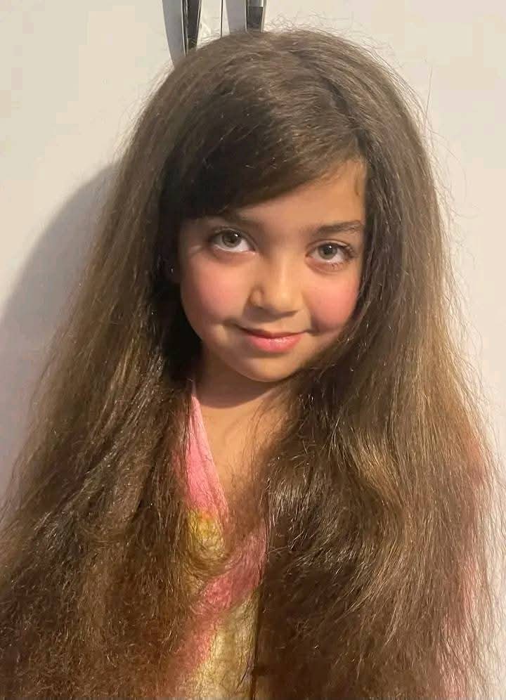 zahraa___2010's tweet image. شايفين العجل دا ؟
أعتدى على العصفورة دي وأخد ١٥ سنة سجن بس بناءً على قانون الطفل ، مع أن دا فعل واحد بالغ العجل دا بالغ في الشرع يُعامل معاملة الرجل ويطبق عليه الحد !!
دا لو بلدنا بطبق الشرع، يعني هيطلع من السجن يكمل حياته عادي وهي ماتت خلاص.