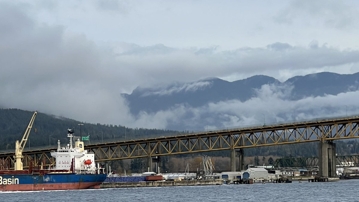 newtimeless's tweet photo. Where Industry Meets Nature https://t.co/9fKLBcvk1g