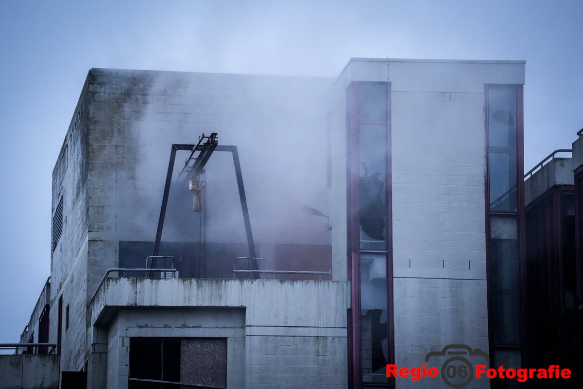 Brand uitgebroken op bovenste etage voormalig Centraal Beheer Apeldoorn