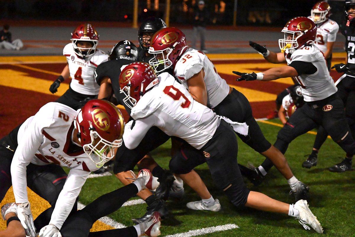 Arnold Leos Graphics tweet media