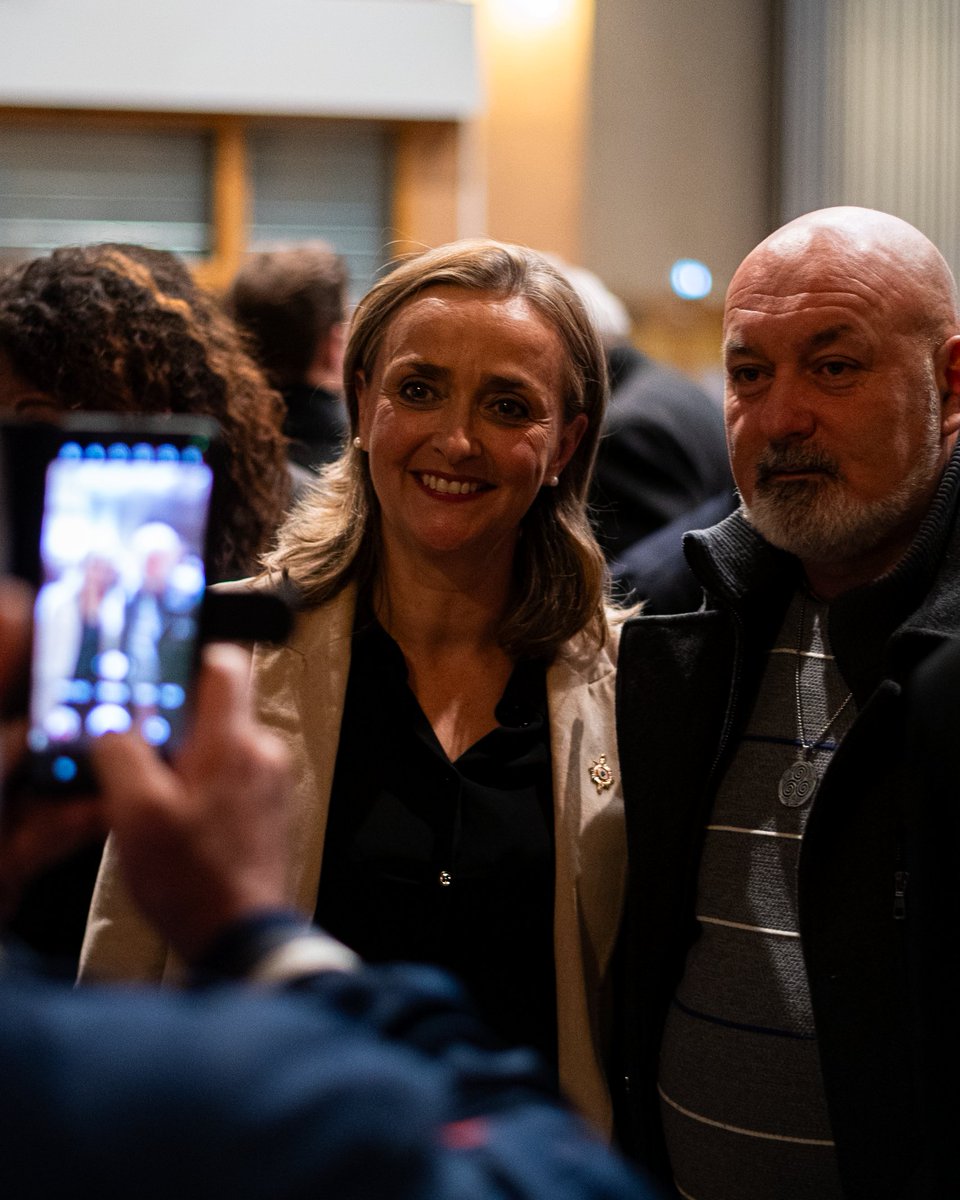 RNational_95's tweet photo. 🧵 Réunion publique à Luzarches. 

Environ 180 participants pour faire le bilan de l’année et parler des prochaines municipales. https://t.co/xaUgtqjgTV