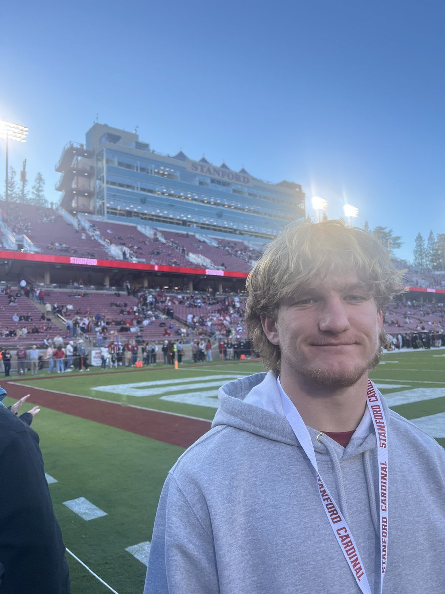 coachdukes99's tweet photo. Thank you @StanfordFball and @M_80lane for a first class visit. We had a great time touring the facilities and watching the Cardinal take back the Axe! https://t.co/bOuKlNuOr0