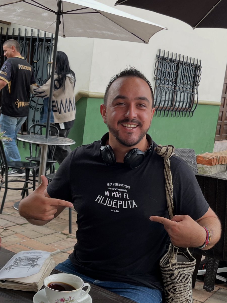 JohnEdissonRG's tweet image. El Oriente nunca se arrodilla, el Oriente tiene propuesta. 

Nuestra herencia y nuestro presente es la autodeterminación de las comunidades y el bienestar para tod@s ¡No al AMO! ¡Sí a hermandad entre nuestros pueblos!