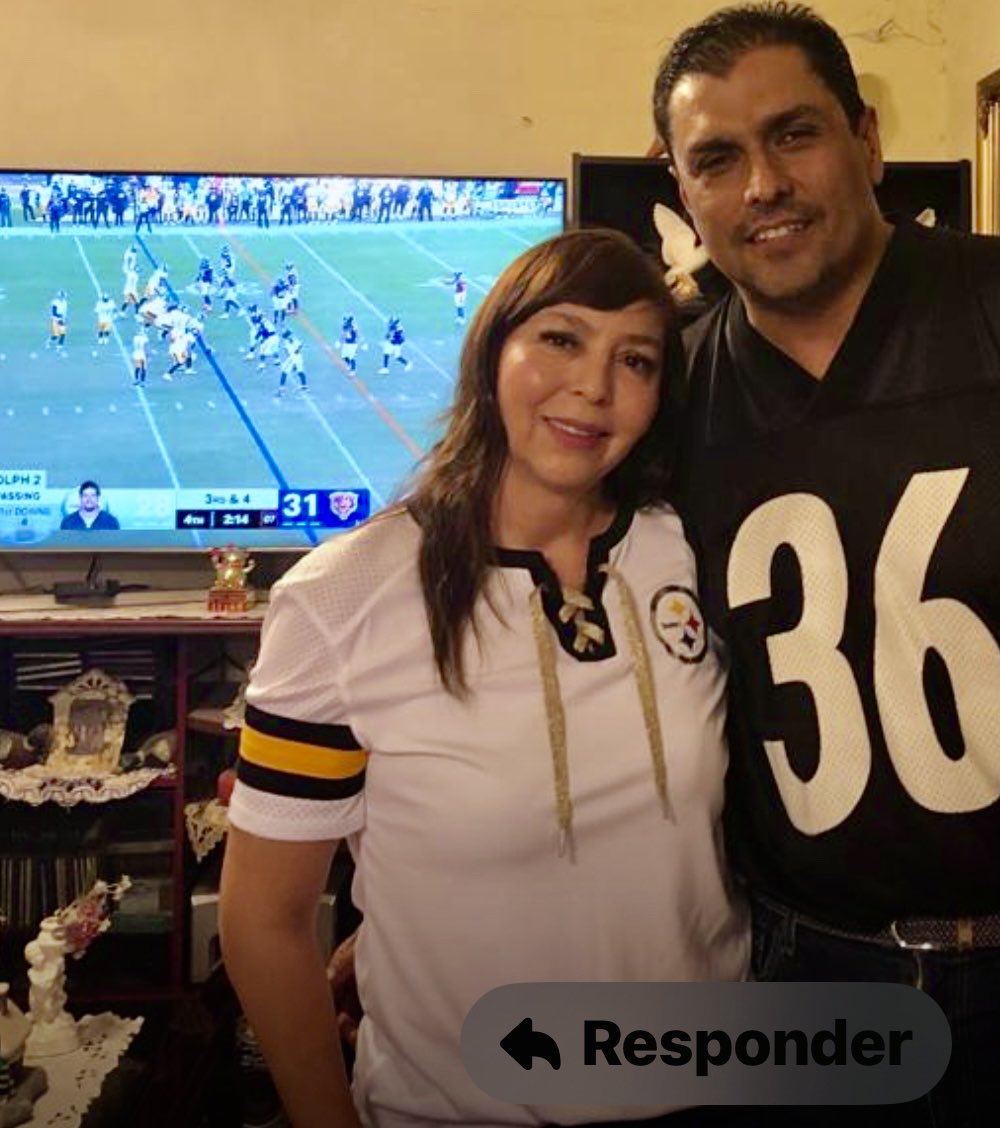 OlgaCon3's tweet photo. @FOXImpactoNFL saludos desde laguna Olga y Gerardo 👍🏻 https://t.co/rKjL1318aT
