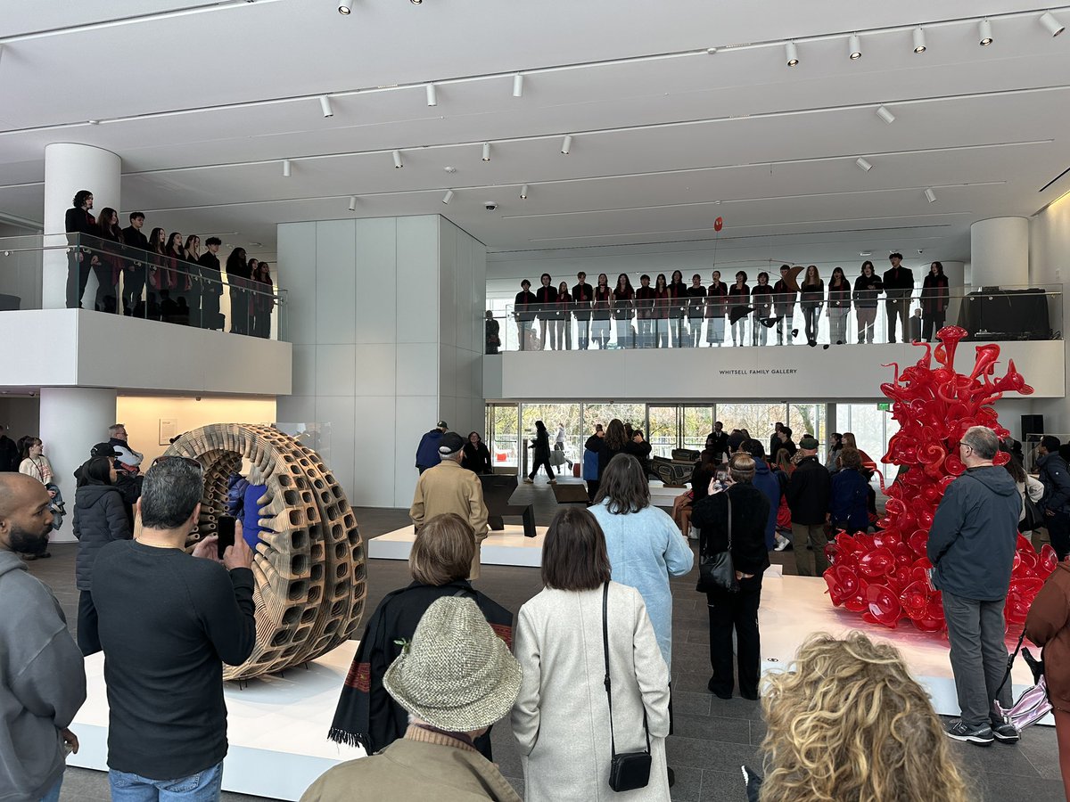 Lincoln High School tweet media