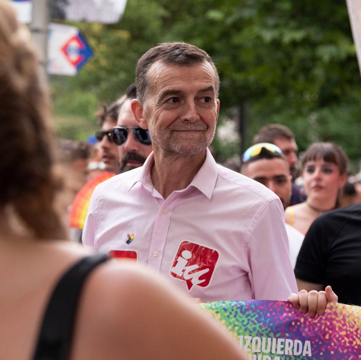 Seré breve: No me da la vida para contestar tanto mensaje.
Vuestro nerviosismo (cabreo infinito) confirma que vamos bien.