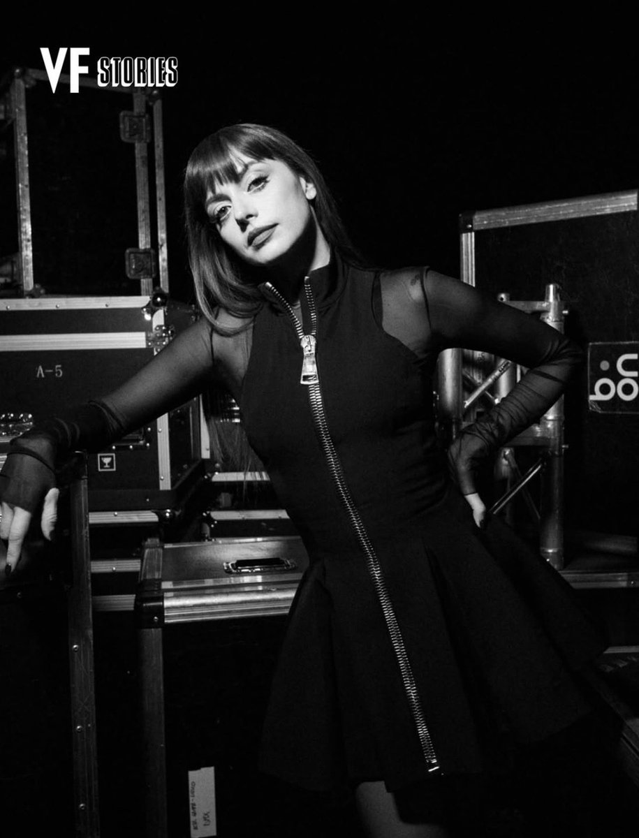 sincerelynalis's tweet image. CHE DONNA