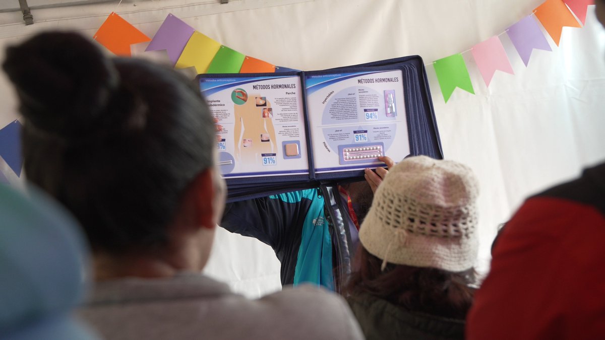 SectorSalud's tweet image. ¡Hoy vivimos el #MASSEXFEST en el #ParqueElTunal, un espacio de encuentro juvenil para potenciar el poder de incidencia de l@s jóvenes como sujetos activos de bienestar! Abordamos salud mental, prevención de consumo de sustancias psicoactivas y derechos sexuales y reproductivos🧵