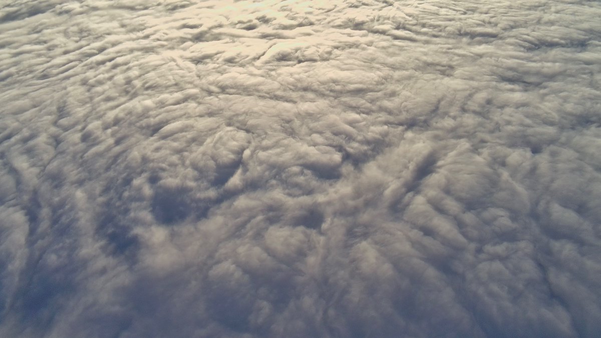 stmchsr01's tweet image. Above the cloud deck this afternoon at sunset
#aerial #cloudscience #cloudphysics #meteorology #physics #aerospace #engineering #storm #cumulus #thunderstorm #wx #clouds #aerial #otherworld #aboveclouds #air #watervapor #science #cloudscape #cottonball #blanket #meteorology