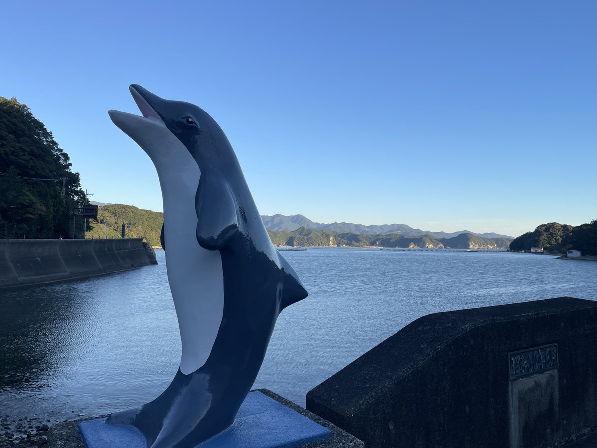 tanaryota2's tweet photo. おはようございます！
寒いけど気温が二桁あると全然違います🤣
今日はお目当てのまぐろを購入して朝食を食べたら帰ります！ https://t.co/piYBzpvjjI