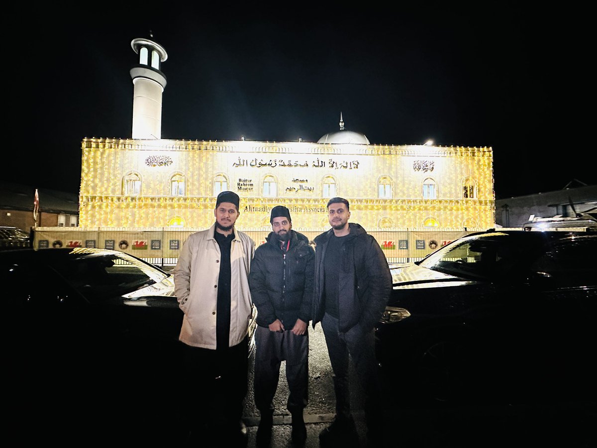 Maula_bas's tweet photo. Alhamdollilah, it was blessing to be a part of this historic occasion. 
@StudentOfAhmad https://t.co/P11d3kBNNT