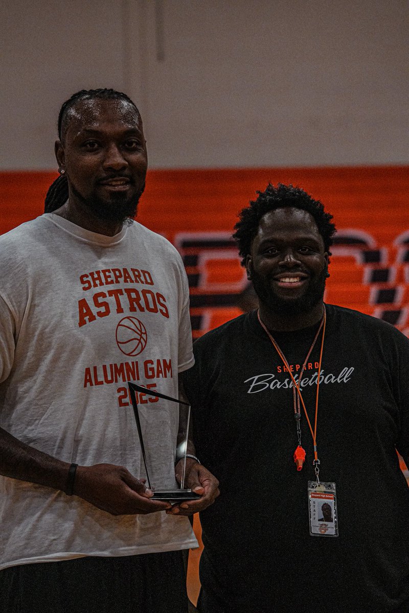 11.22.25 Astro Day 🚀. Big thanks to all the alumni who came out. Great performance during our last tune-up for the Shepard Astros Program. #BeConsistent #UpTop #BeAnAstro