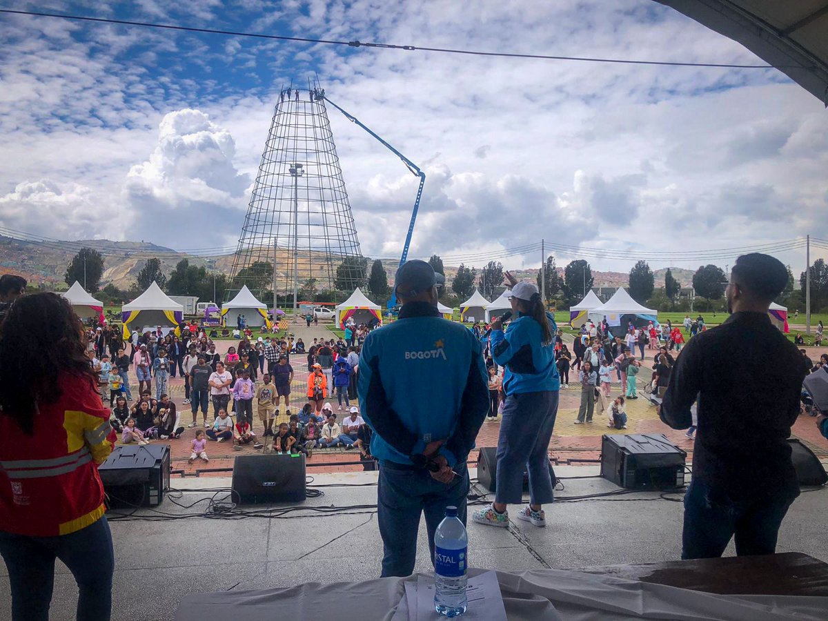 SectorSalud's tweet image. ¡Hoy vivimos el #MASSEXFEST en el #ParqueElTunal, un espacio de encuentro juvenil para potenciar el poder de incidencia de l@s jóvenes como sujetos activos de bienestar! Abordamos salud mental, prevención de consumo de sustancias psicoactivas y derechos sexuales y reproductivos🧵