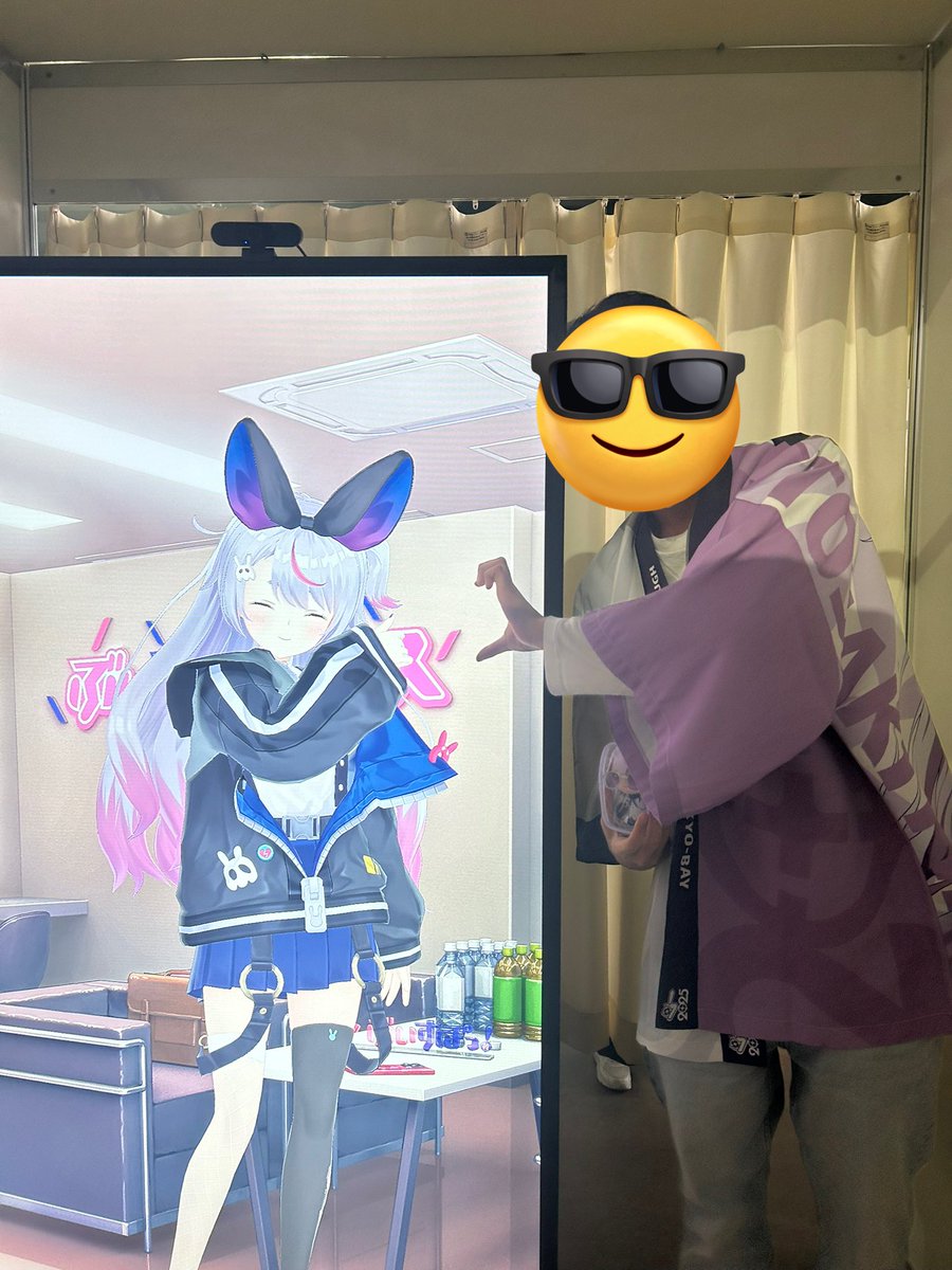 raimu_vvs's tweet photo. 遅くなったけどみみたや楽屋ありがとう😭
緊張で話少し飛んだけど好きな事は伝えれたからよかった！
 #ぶいすぽフェス2025
#兎咲ミミ https://t.co/1iuOyGAPVz