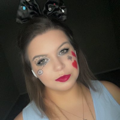IAmAmberNichole's tweet photo. #NewProfilePic https://t.co/FnDLeU7Psd