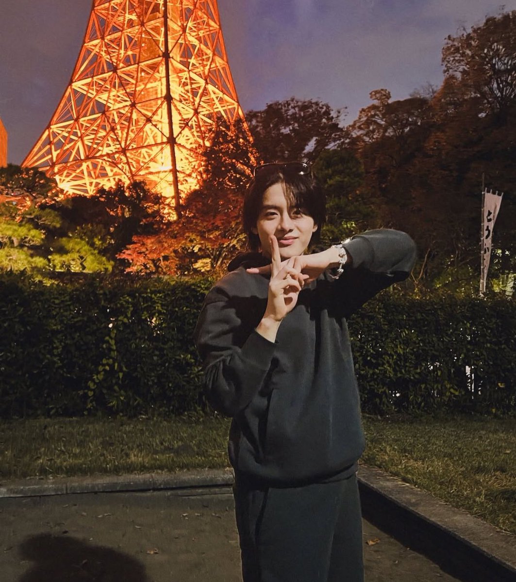 knss_nacci's tweet photo. "いつかあんなふうにボクたちも東京のシンボルになるんだ！"

それぞれの新たな夢に向かってこれからも前進できますように....
健康で幸せに居てね✨✨✨ https://t.co/vrsGfzgwkN