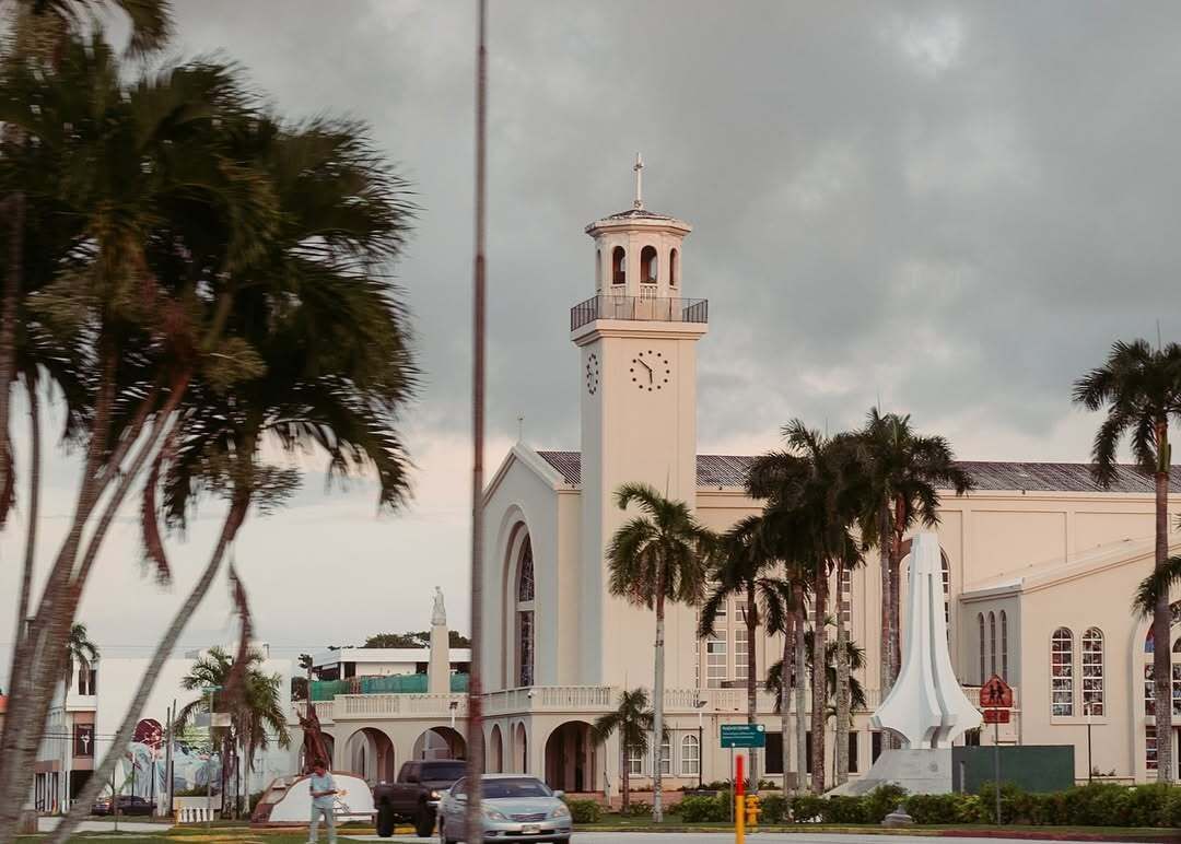 TheGuamGuide's tweet image. Rising where Guam’s capital was first founded, the Dulce Nombre de María Cathedral-Basilica stands as a timeless witness to the island’s colonial past, spiritual heritage, and enduring Chamorro faith. 

📸 : @r.dolorin

#guam #guamguide #exploreguam #hagatna #guamcapital