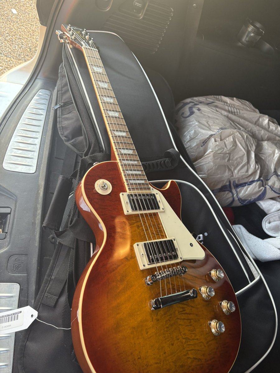 You guys like my new guitar
