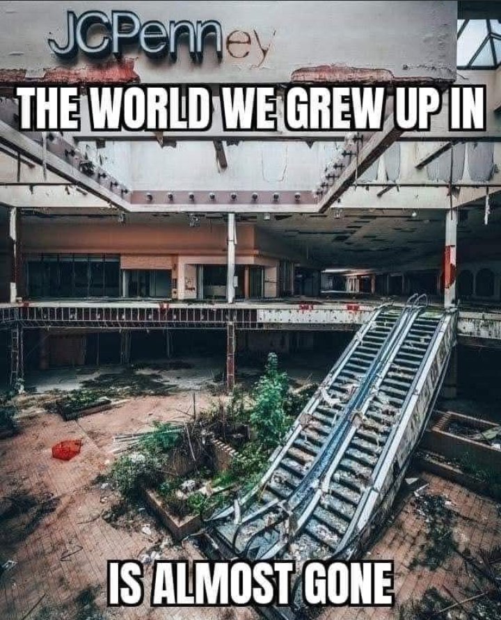 CookieKL's tweet image. It is gone... #Mall 
Lots of memories.. 
I miss it.... Those were the days... #shopping #Goodtimes 😓❤️☺️🤘🥰 #food 🤦🫶🛍️🏷️🩷