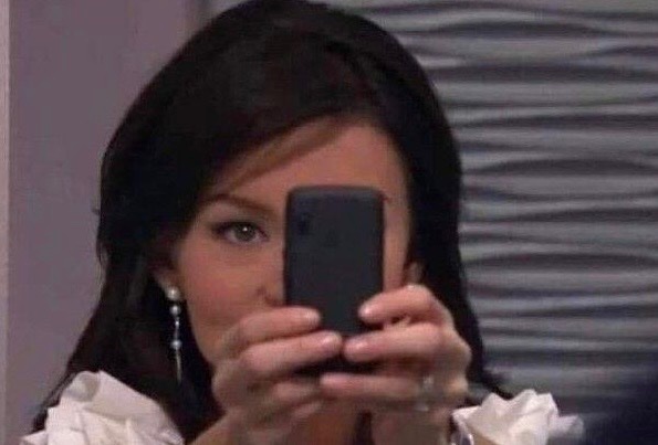 yo tomándole captura a sus tuits antes de que los borre