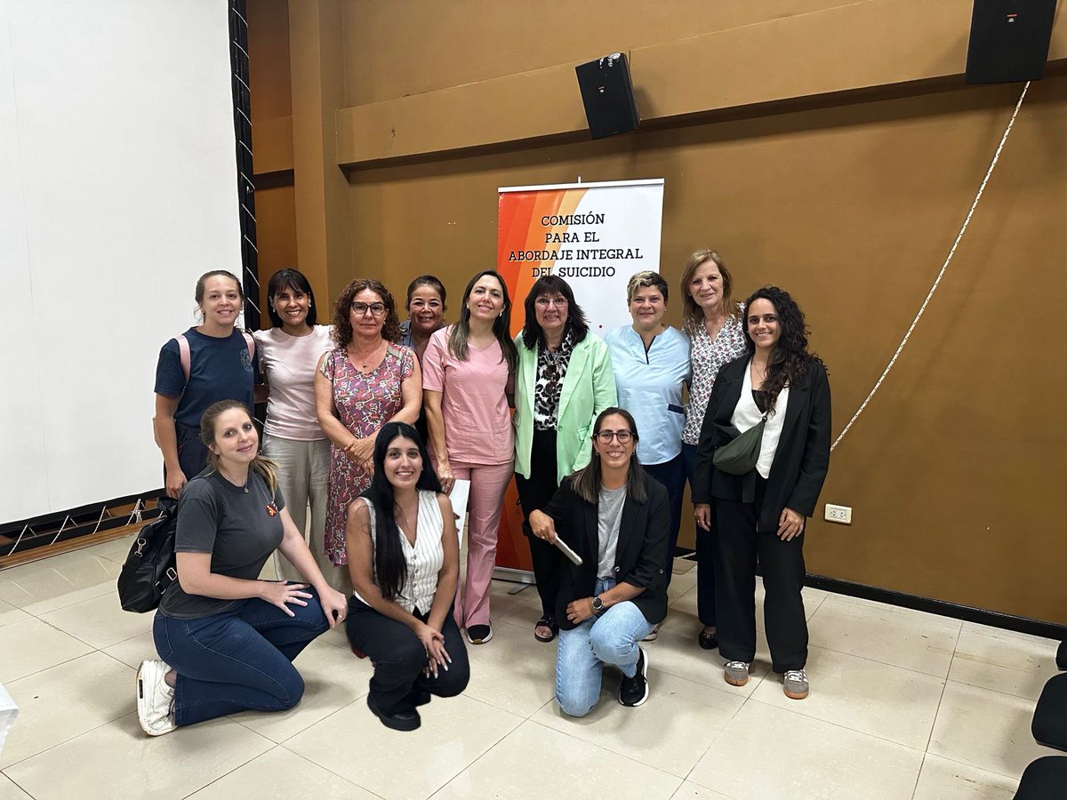 secgeneralcge's tweet photo. Hoy martes 11/11 se llevó a cabo una jornada de capacitación en la ciudad de Pto. Iguazú en un trabajo articulado con la CAIS , el Municipio de Iguazú, la Sec General de CGE junto al GPI y  la Dir. De Políticas Estudiantiles del MECyT.
Participaron  Dire. , Super. y docentes. https://t.co/hPH1J1foM3