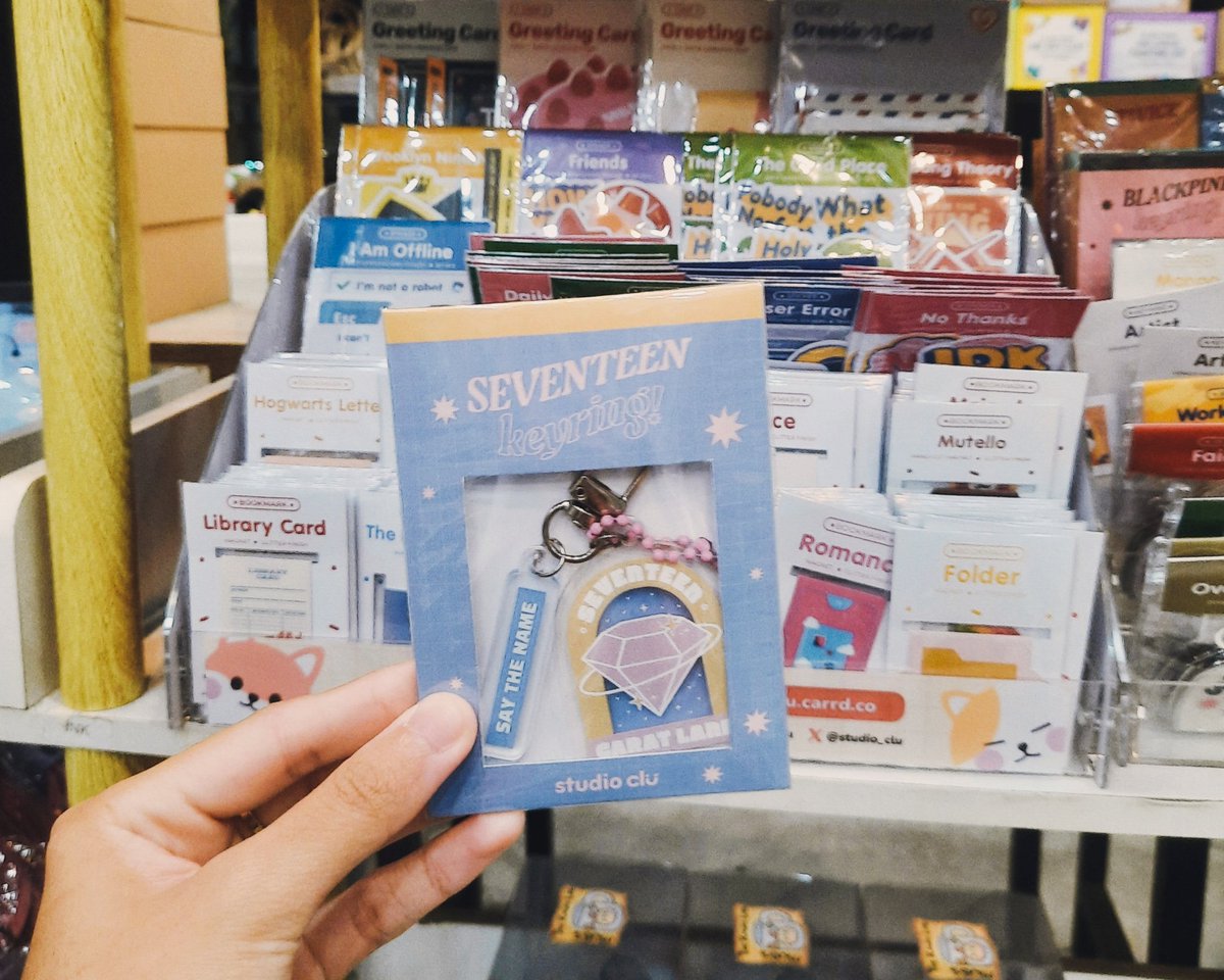 tteokyeoms's tweet image. 🌻💌 finally purchased this svt keyring from @studio_clu!! tagal na yan siyang nasa list to buy ko and finally finally finally, nakadaan na sa the craft central. 😭 

cutie cutie din nung magnetic bookmarks and the cattos art, so alam ko na next agenda ko 😁