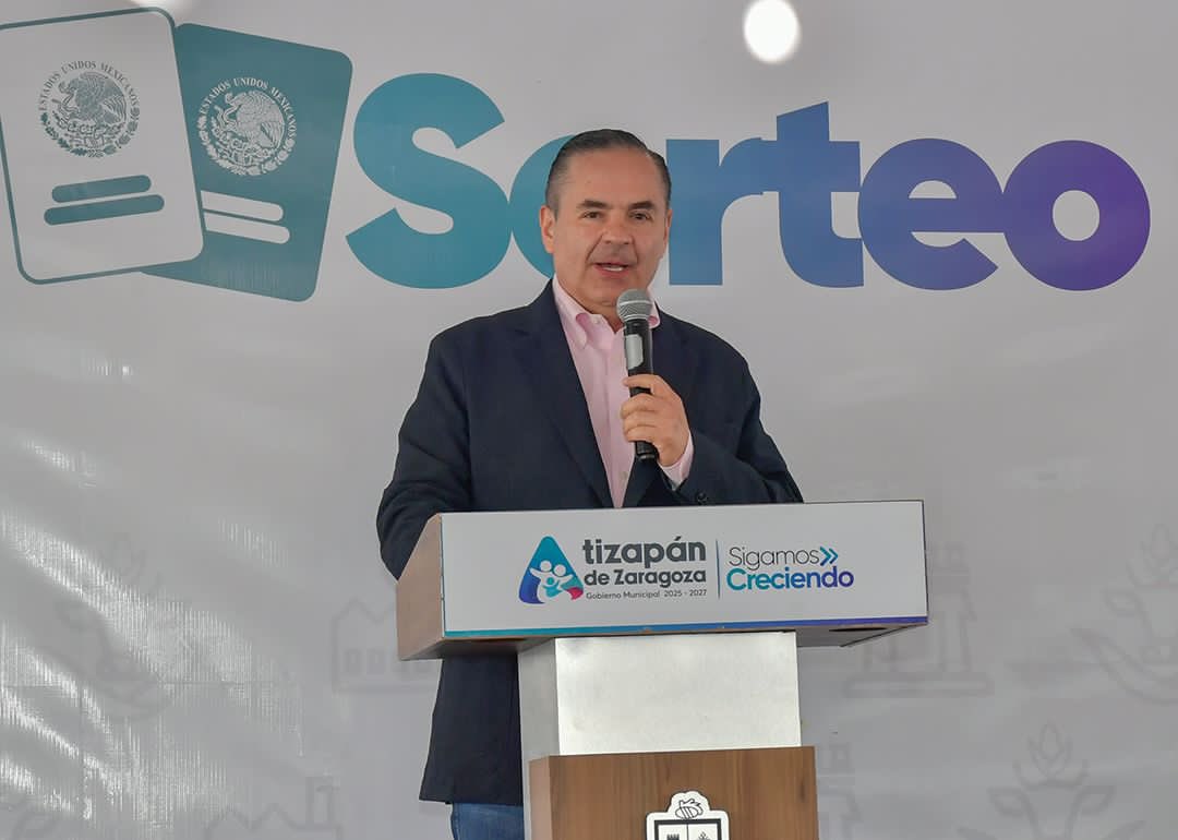 NDP_Noticias's tweet photo. 🇲🇽👥 Juventud con compromiso cívico en Atizapán
El gobierno que encabeza el alcalde @Pedro_RVillegas, encabezó el sorteo del Servicio Militar Nacional para la clase 2007 🎖️📋
Conocen más ⬇️
🔗 https://t.co/kdaB4HdPeu 🌐
#Civismo #JuventudResponsable https://t.co/SIlHTfBYa0