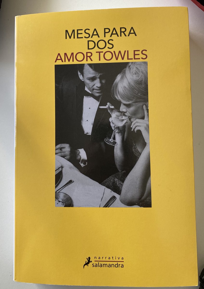 LibroImprobable's tweet image. Amor Towles nos regala seis relatos y una novela corta, reunidos en un volumen delicioso. Sin grandes dilemas ni alharacas, una literatura fina y delicada.