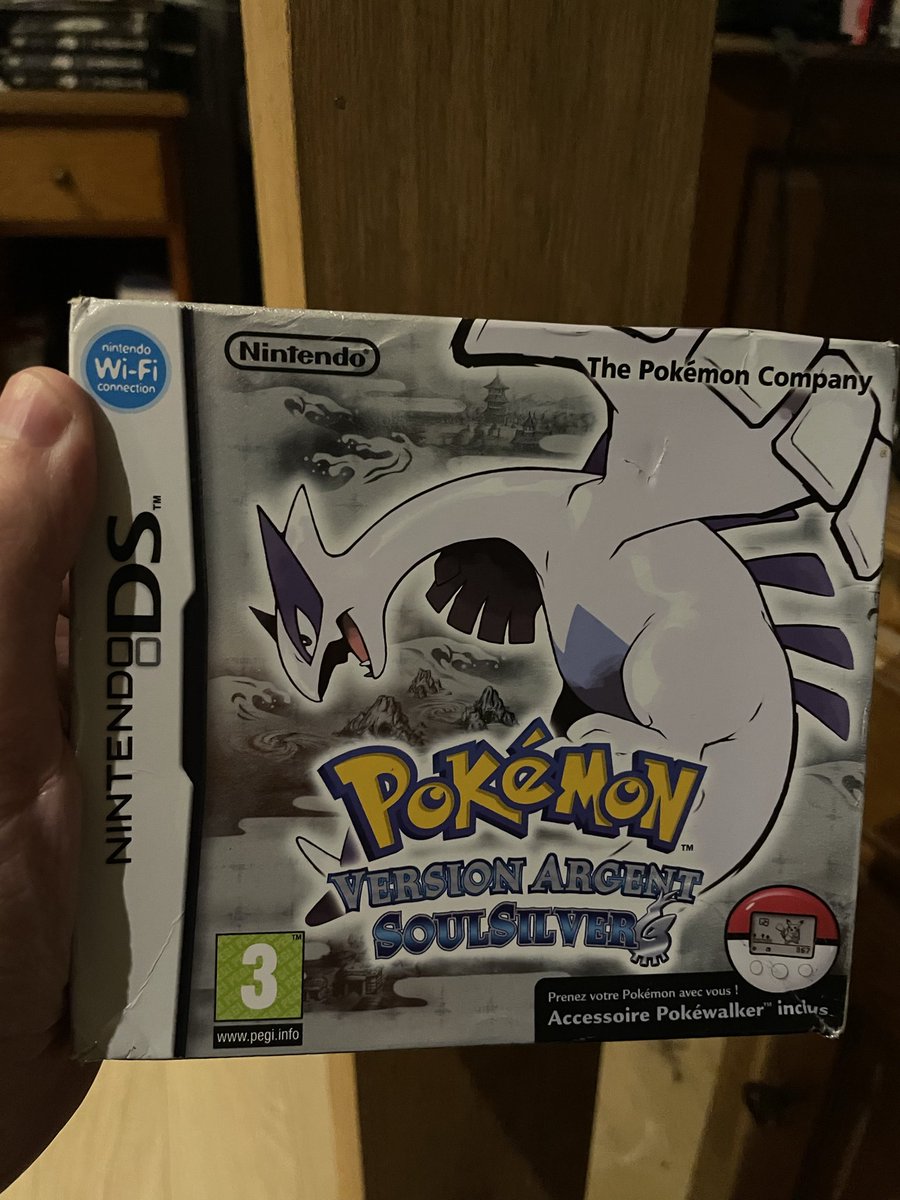 max_mrty's tweet photo. @JVCom Pour ma part, c’est SoulSilver avec notamment le fameux Pokéwalker 🩶💙 https://t.co/OdDiSBmcvm
