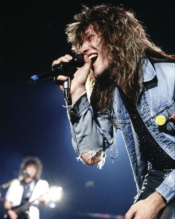 maia ⟡⁎◌ || daily jon bon jovi tweet media