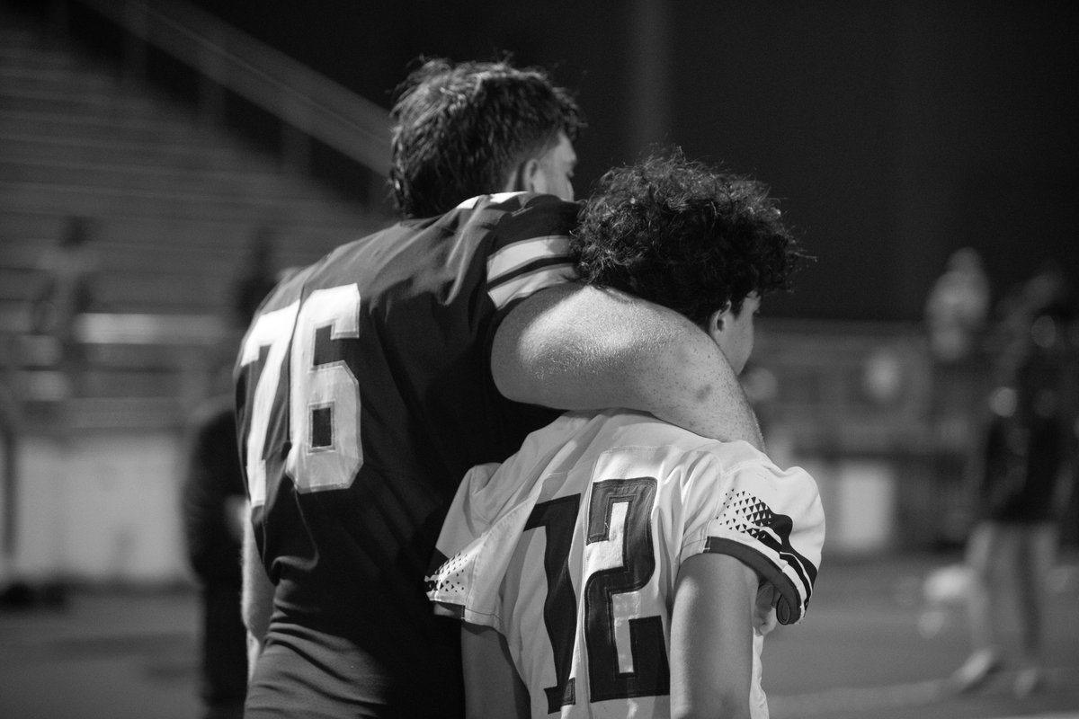 bluff_sports's tweet photo. Dear Flour Bluff Football:

This team represented our school and community with class, pride, and heart. Thank you, Flour Bluff Football, for the memories, the teamwork, and the spirit that made this season so special.

As our season comes to an end, we want to take a moment to thank our seniors for your dedication and leadership both on the field and in the classroom. You’ve set the standard for what it means to be a Hornet — showing up each day with determination and heart. #CPH