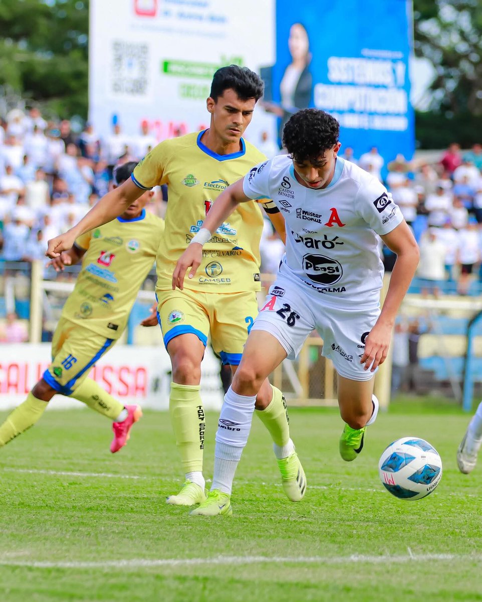 Limeño Posting tweet media