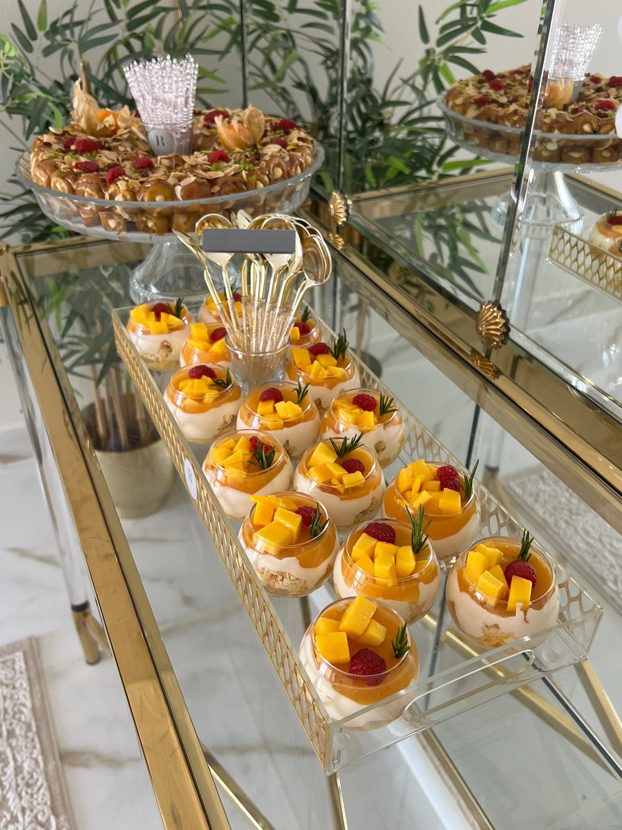 Rahaf_desserts's tweet photo. السلام عليكم 
صباحكم خير 🧡
هذا مشروعي تمر محشي و حلويات متنوعه
وهذي صور من شغلي 🫐 
ادعموني 🌼
#المغرد_السعودي_ينتصر https://t.co/0X7xdF7nnu