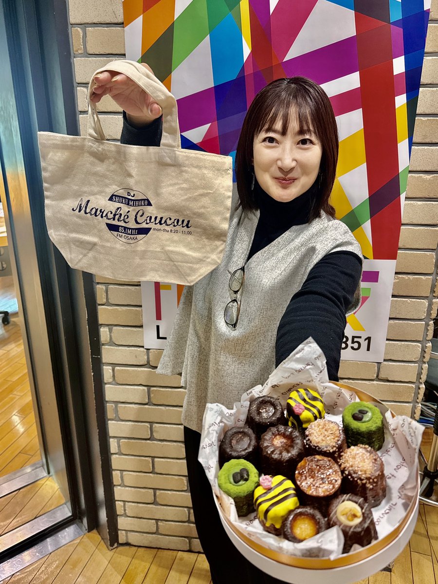 marche_coucou's tweet image. 【11/24🎁 #まるしゅく】

／
Marché Coucouオリジナル・ミニトート
「ポンポン入るちゃん」を
1名様に #プレゼント🧁
＼

当アカウントを
フォロー&amp;amp;リポストで応募完了🍬
当選者は番組エンディングで発表します💐

メールでも受付📩
fmosaka.futureartist.net/enquete/69139
#今朝はカヌレとともに
#FM大阪