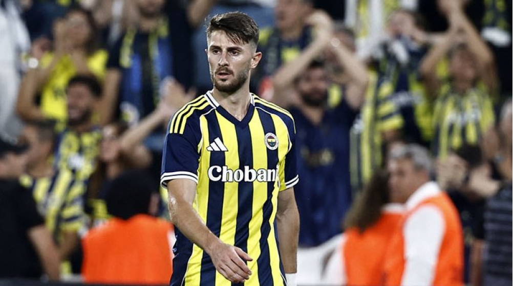 Rize Karşısında 90 Dakikada İsmail Yüksek

Kilit Pas 2
İsabetli Pas 61/69 (88%)
Uzun Top 5/6 (83%)
Topla Buluşma 88
Top Sürme 2 (2)
Top çalma 3 (2)
Pas Arası 5
Tehlike Engelleme 2
Geri Kazanma 8
Zeminde İkili Mücadele (Kazanılan) 6 (6)
Hava Topu Mücadelesi (Kazanılan) 6 (3)