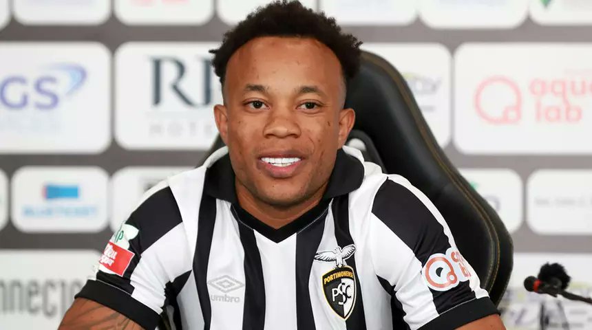 Kasımpaşa Karşısında 90 Dakikada Ruan

Kilit Pas 2
Orta (İsabetli) 6 (1)
İsabetli Pas 26/32 (81%)
Uzun Top (İsabetli) 1/2 (50%)
Topla Buluşma 71
Top Sürme (Başarılı) 7 (4)
Top çalma (başarılı) 2 (1)
Pas Arası 3
Geri Kazanma 5
Zeminde İkili Mücadele (Kazanılan) 12 (9)