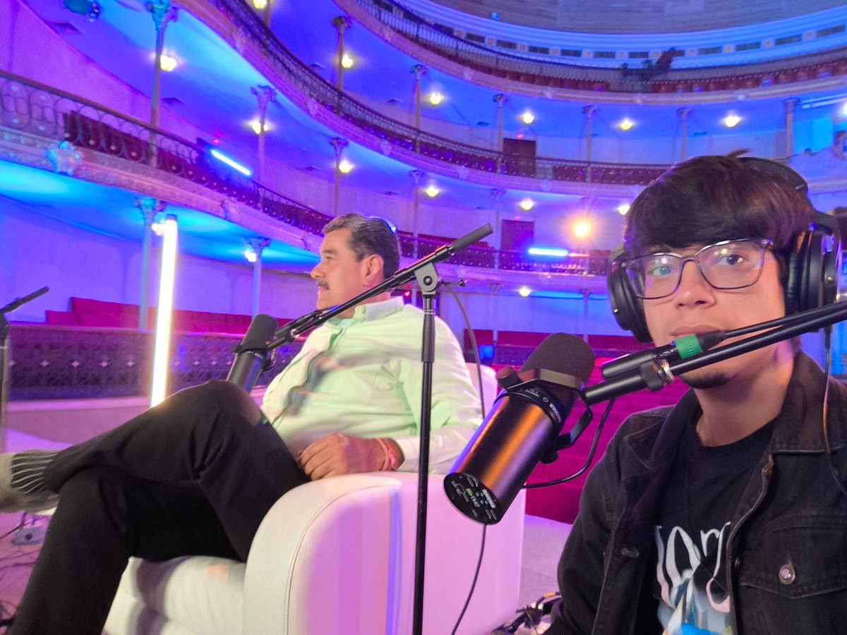 Lider mundial 🇻🇪 haciendo frente al imperio en decadencia, pero en Venezuela estamos hechos de la historia más heróica, #FelizCumpleañosPresidente